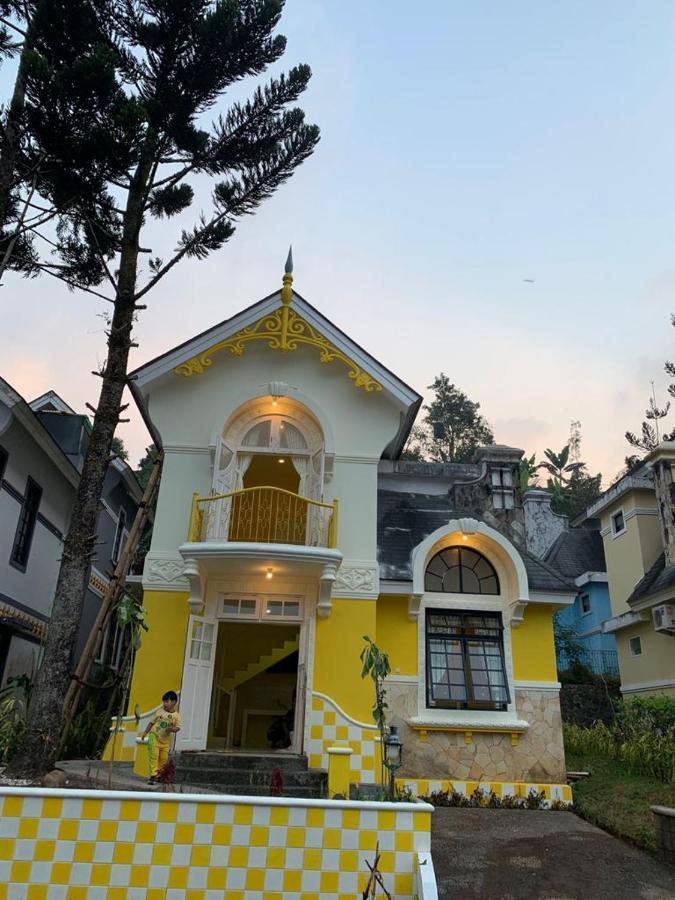 Villa Wubao Kota Bunga 3 Kamar Harga Budget Cinengangirang Exterior foto